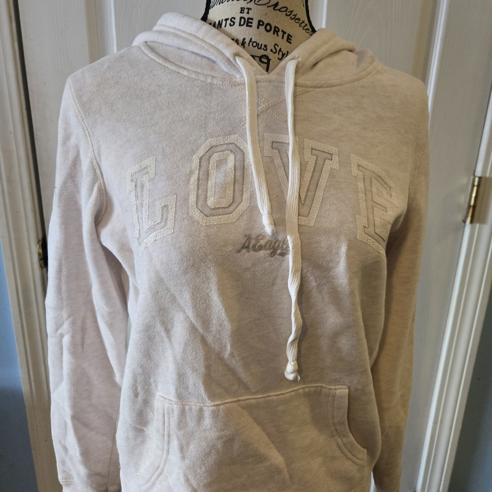 American Eagle Outfitters Women's Cream Love Hoodie